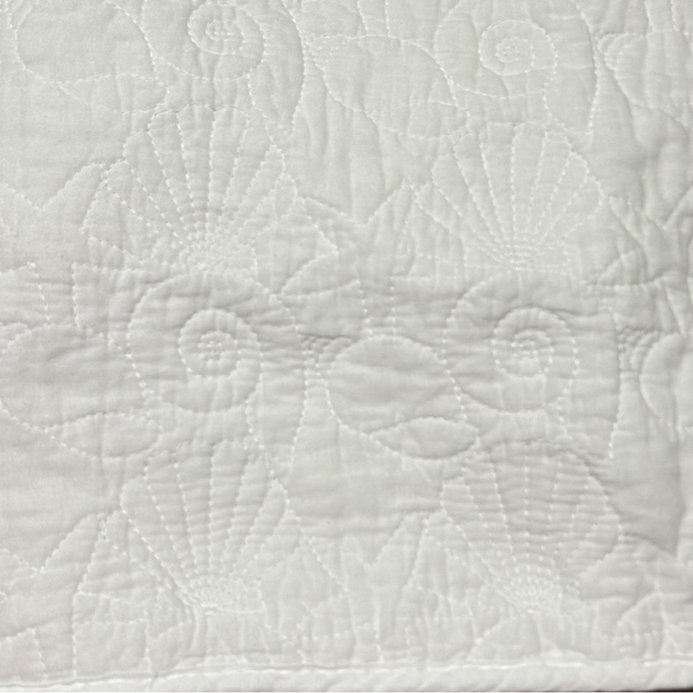 Sigrid Olsen Home White Quilted King Size Pillow Shams - Picture 2 of 5